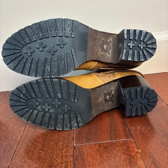 H.S. Trask 7M Leather Mallory Boot Block Heel Ankle Booties Brown - Picture 8 of 10